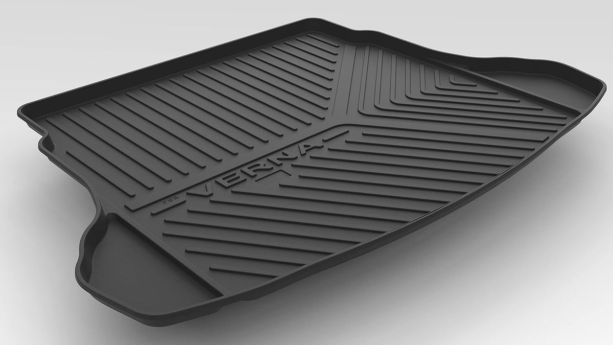 GFX premium trunk boot mat (dicky mat) for Verna (2020), black