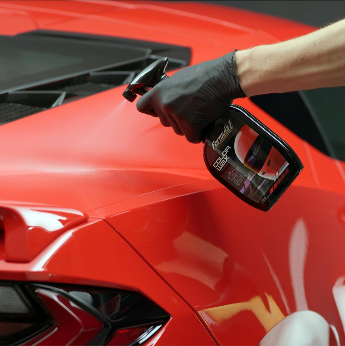 Formula 1 ceramic color spray wax bottle for red cars, 680 ml