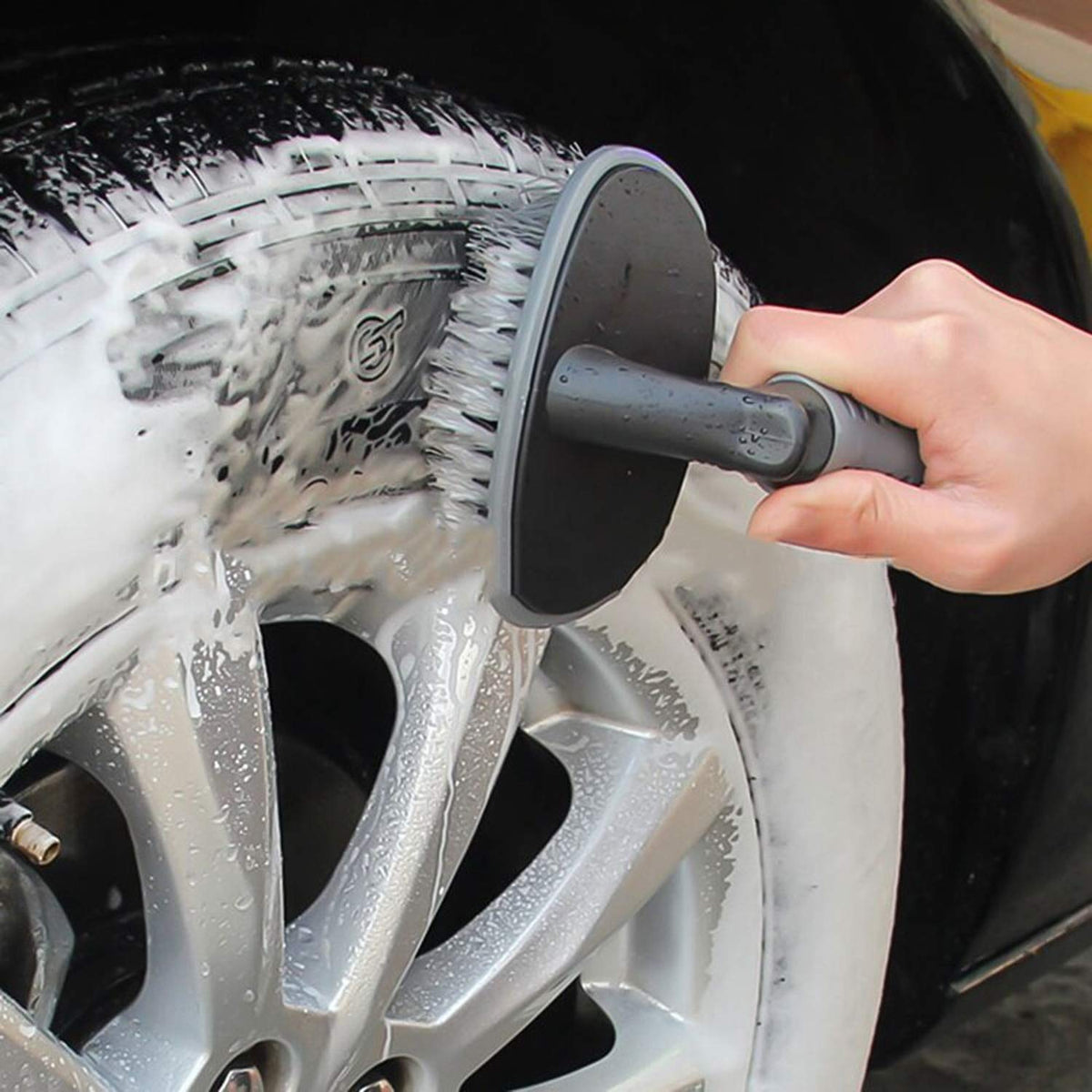 T-type car tyre cleaning brush scrubber with anti-slip handle