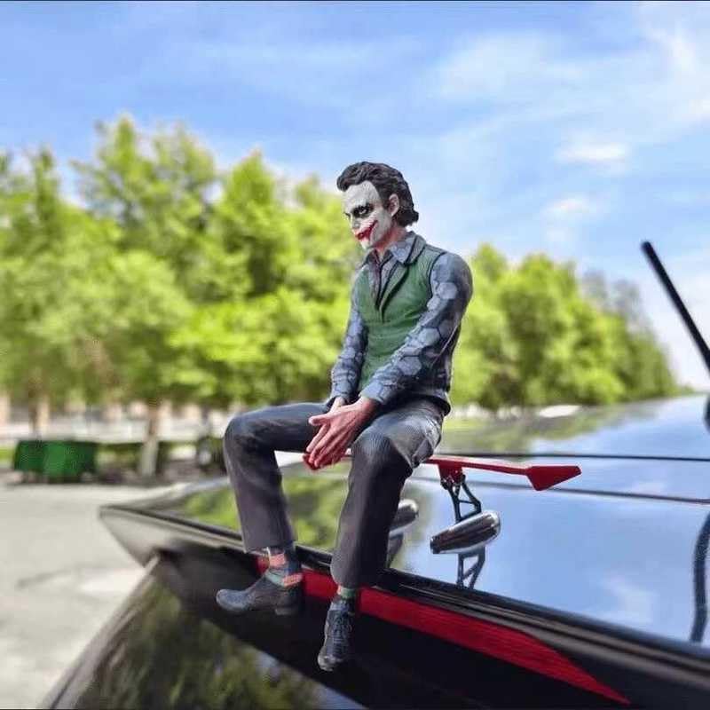 CarDost Joker action figure statue, 24cm, seated pose